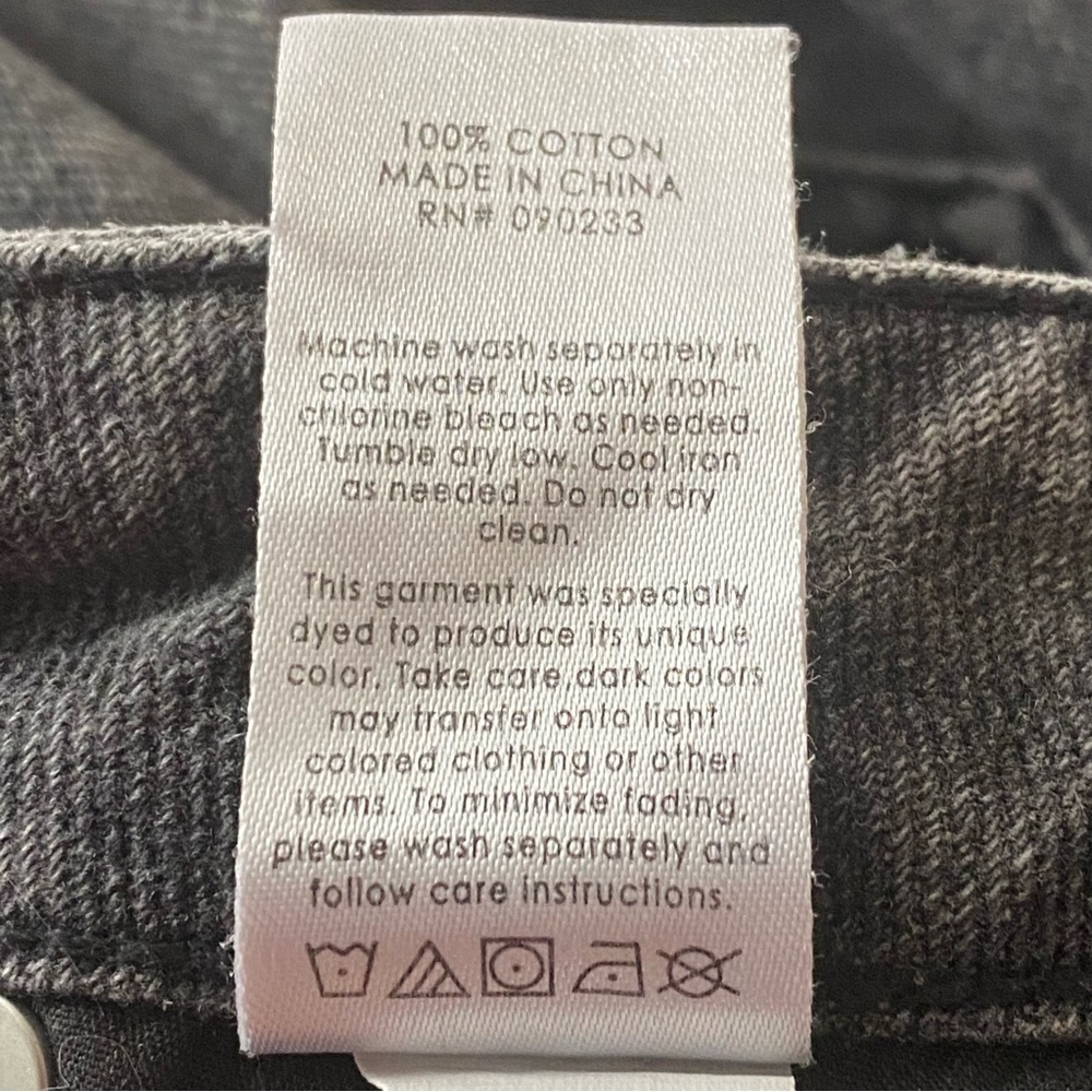 PACSUN heavily distressed mom jeans straight leg medium wash black 22 (not plus) - Picture 8 of 8